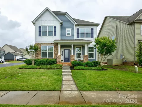 3007 Silverwood Dr, Waxhaw, NC 28173