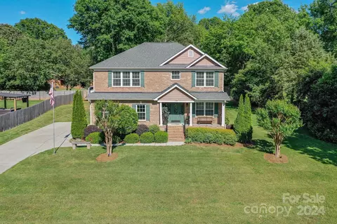 193 Shoreline Loop, Mooresville, NC 28117