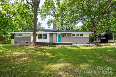 608 Laurel Ct, Lancaster, SC 29720
