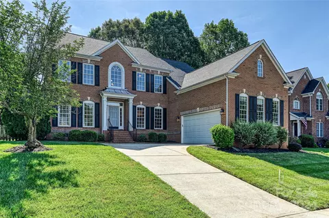 18931 Southport Dr, Cornelius, NC 28031