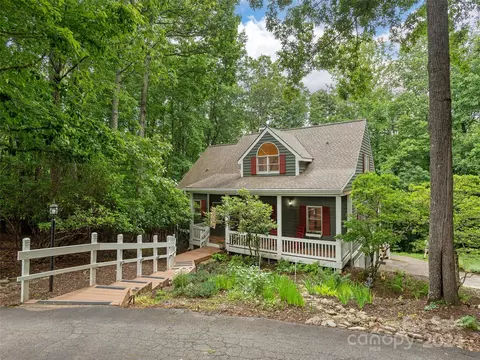 28 Chestnut Ridge 228 Rd #228, Mills River, NC 28759