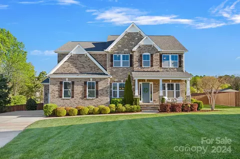 156 Farm Knoll Way, Mooresville, NC 28117