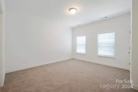 123 E Pine St, Lincolnton, NC 28092 photo 32