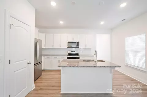 123 E Pine St, Lincolnton, NC 28092 photo 15