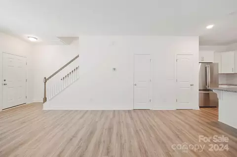 123 E Pine St, Lincolnton, NC 28092 photo 11