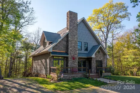 274 Cliffside Dr, Glade Valley, NC 28627