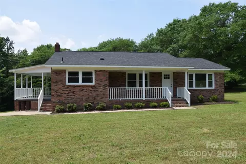 2221 New Hope Church Rd, Chester, SC 29706