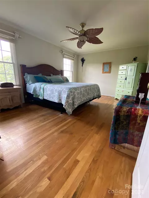 66 Hennessee St, Morganton, NC 28655 photo 8