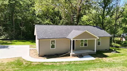 607 W Main Street Ext, Lincolnton, NC 28092