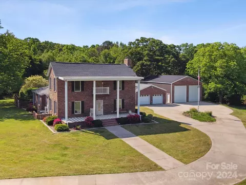 5870 E Highway 55 Hwy, Clover, SC 29710