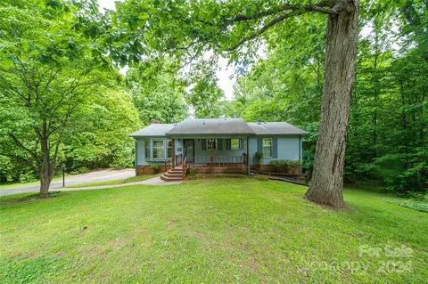 211 Poplar St, Stanley, NC 28164