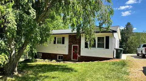 20 Claridge Ct, Newton, NC 28658