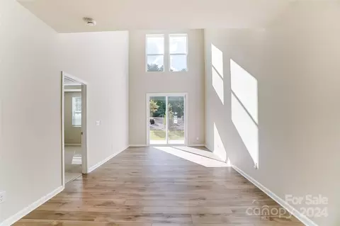 Living - 14837 Tamarack Dr, Charlotte, NC 28278 photo 3 of 5