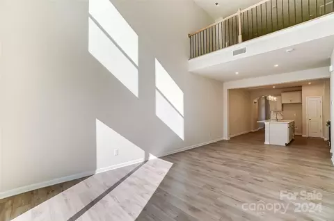 Living - 14837 Tamarack Dr, Charlotte, NC 28278 photo 2 of 5
