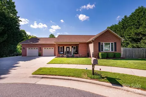 406 Elias Ne Ct NE, Lenoir, NC 28645