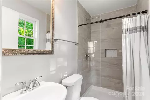 Bath - 844 Mint St, Lancaster, SC 29720 photo 1 of 2