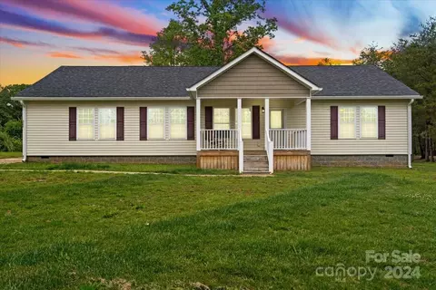 174 Gwynn St, Salisbury, NC 28147