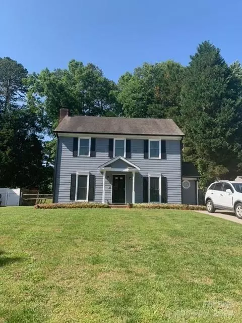 8402 Mission Hills 33 Rd #33, Charlotte, NC 28227