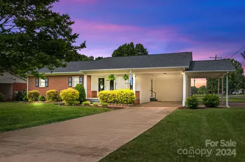 204 Viscount Rd, Rockwell, NC 28138