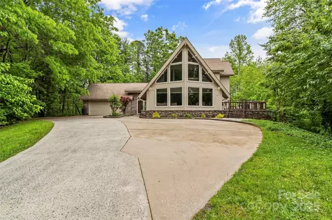818 Deep Woods Dr, Marion, NC 28752