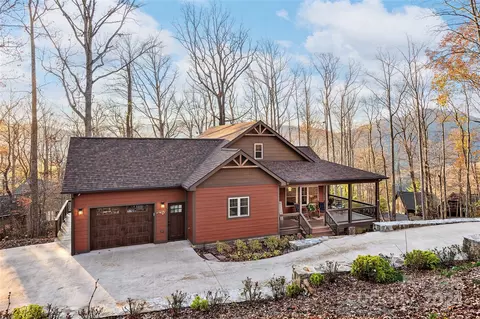 501 Sugar Maple Ln, Asheville, NC 28805