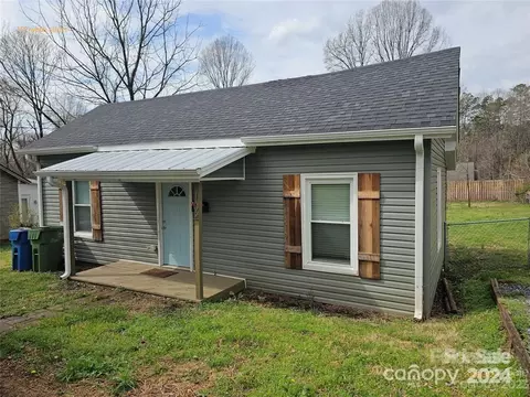 102 Webb St, Mount Holly, NC 28120