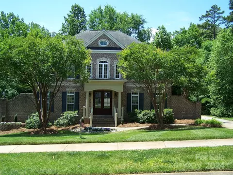 589 Elizabeth Lee Dr, Concord, NC 28027