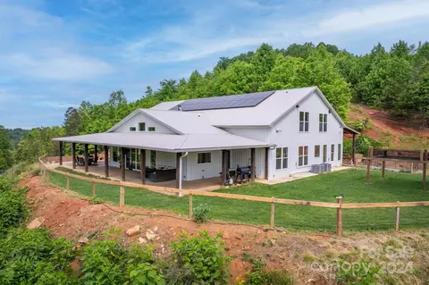 4083 Zero Mull Rd, Morganton, NC 28655