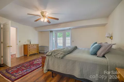 Bedroom - 30 Willow Dr, Brevard, NC 28712 photo 7 of 9