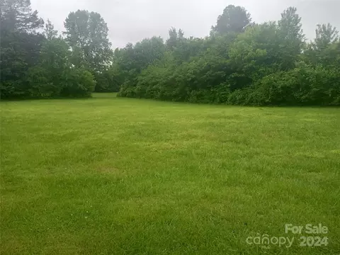 3109 Samuel St, Newton, NC 28658