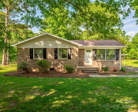 5203 Carol Ave, Indian Trail, NC 28079