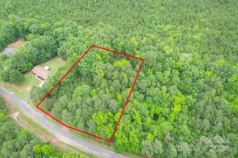 1405 Melanie Ln, Chester, SC 29706