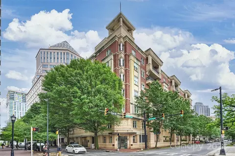 568 N Church St, Charlotte, NC 28202
