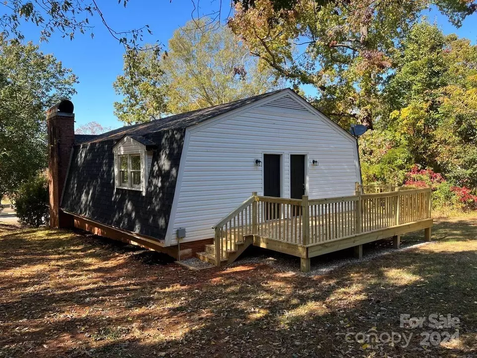 Exterior - 126 Rosedale Dr, Forest City, NC 28043 photo 3 of 4