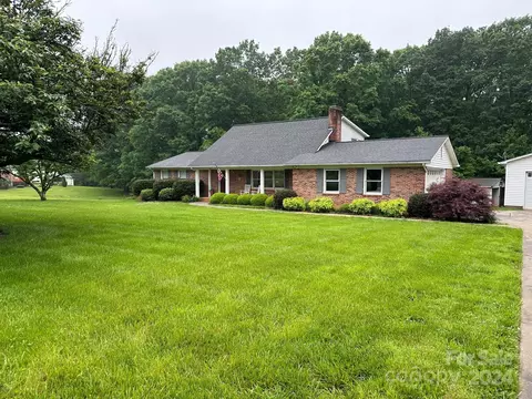 3811 Goodson Rd, Maiden, NC 28650