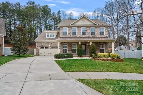 16340 Autumn Cove Ln, Huntersville, NC 28078