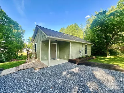 412 Pineburr Sw Ave SW, Valdese, NC 28690