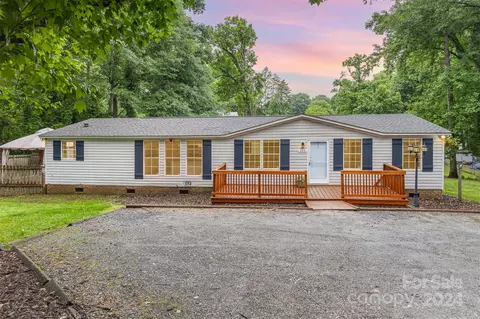 113 River Loop Rd, Belmont, NC 28012