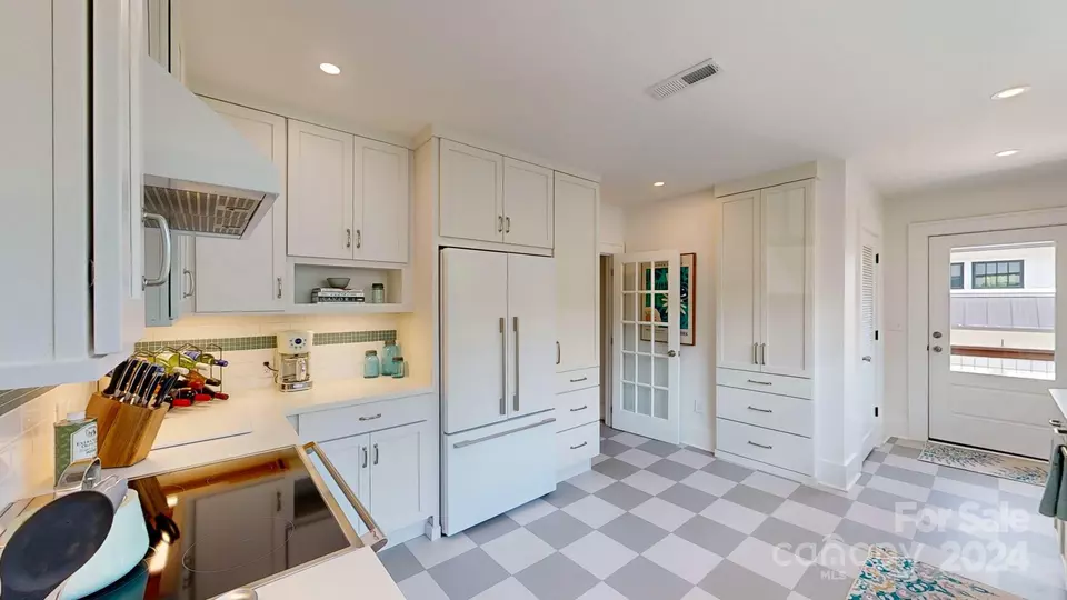  63 Vermont Ave, Asheville, NC 28806 photo 12
