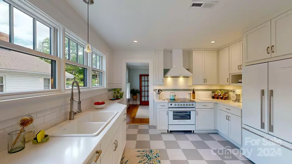  63 Vermont Ave, Asheville, NC 28806 photo 10