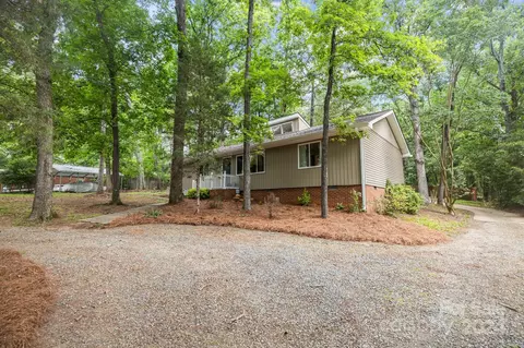 Exterior - 313 Settlement Dr, Midland, NC 28107 photo 1 of 4