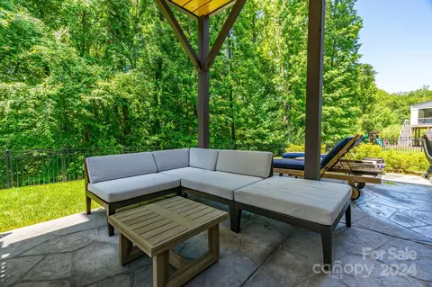 Exterior - 161 Forsythia Ln, Tega Cay, SC 29708 photo 8 of 10