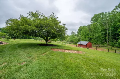7655 Henry Rd, Vale, NC 28168 photo 6