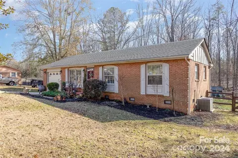 2047 Dover Ln, Lancaster, SC 29720 photo 19