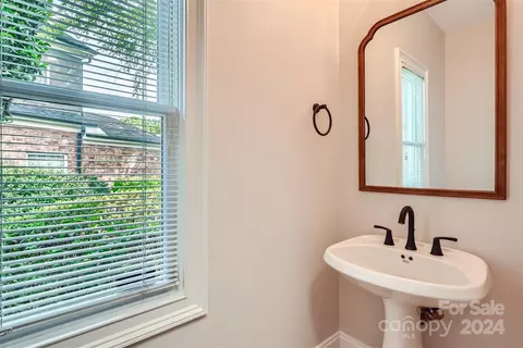 16206 Walcot Ln, Cornelius, NC 28031 photo 17