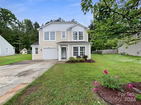 660 Carybrook Ct, York, SC 29745