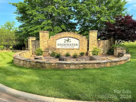 115 Bridgeview 118 Ct #118, Norwood, NC 28128