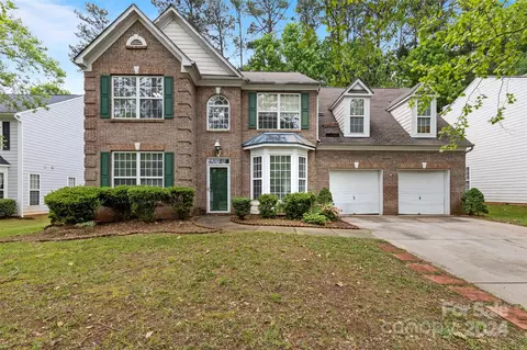 4621 Hoste Way Ln, Charlotte, NC 28216