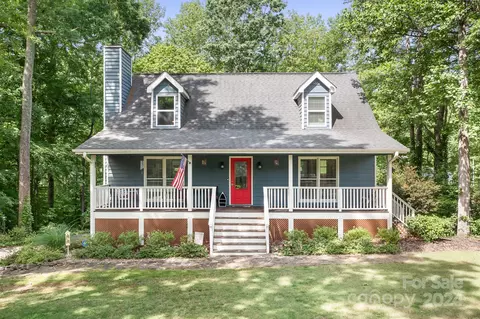 1031 Palomino Ln, Catawba, NC 28609