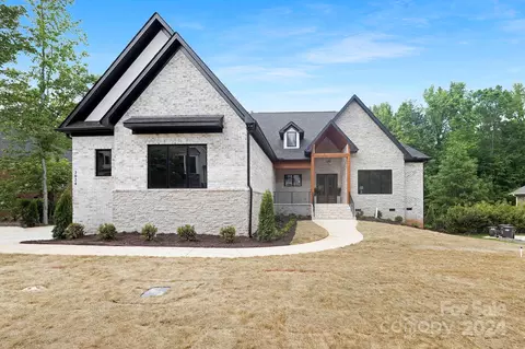 2024 Sherringham Way, Waxhaw, NC 28173